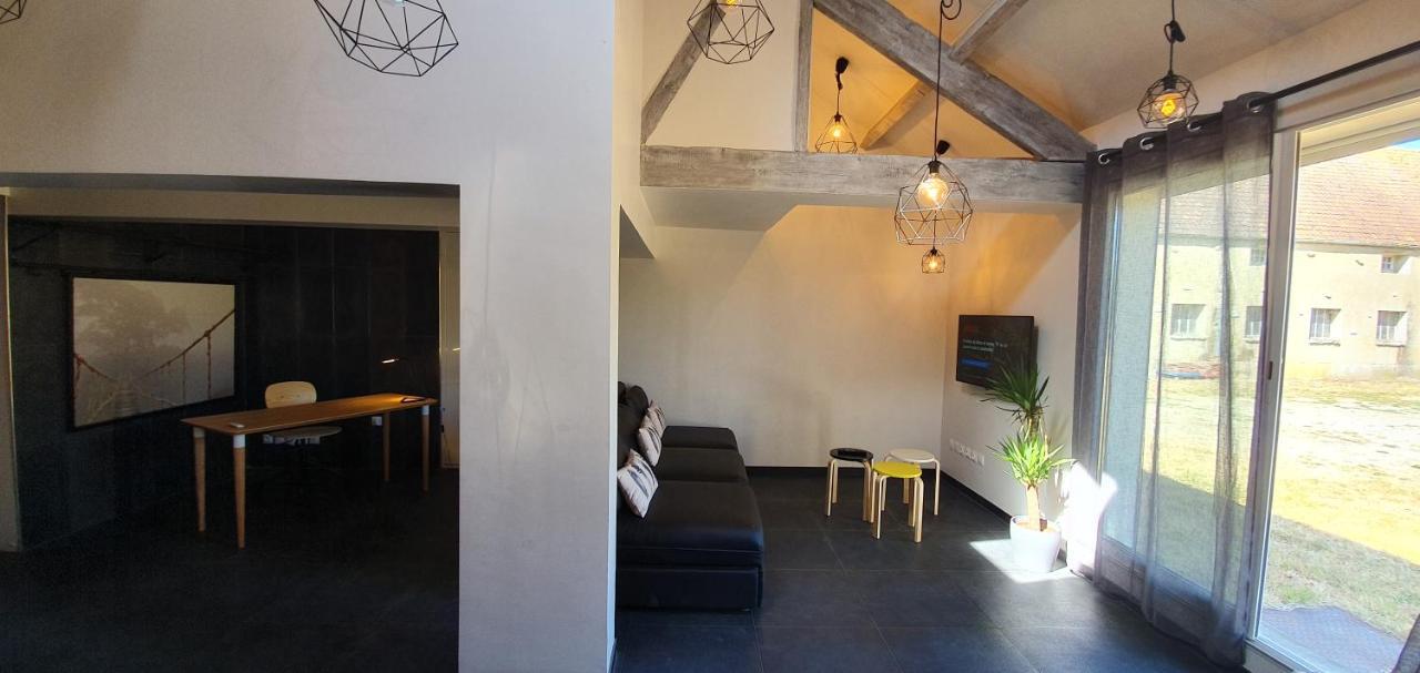 Le Prieure De Vernelle Villa Grégy-sur-Yerres Екстериор снимка