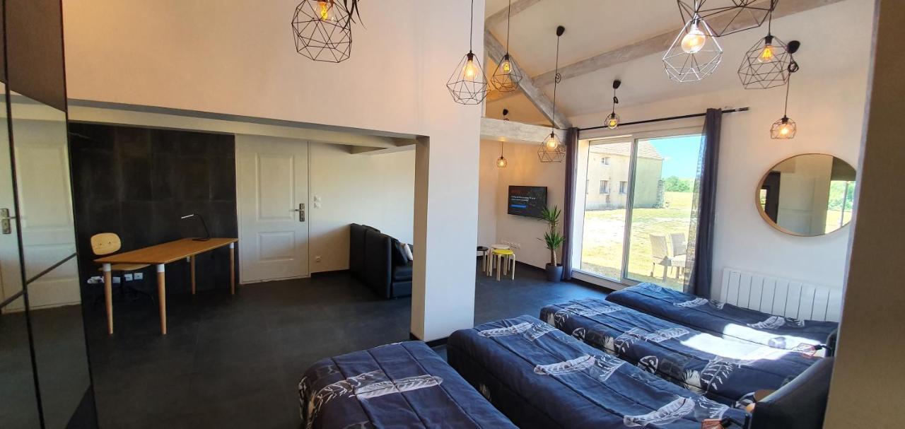 Le Prieure De Vernelle Villa Grégy-sur-Yerres Екстериор снимка